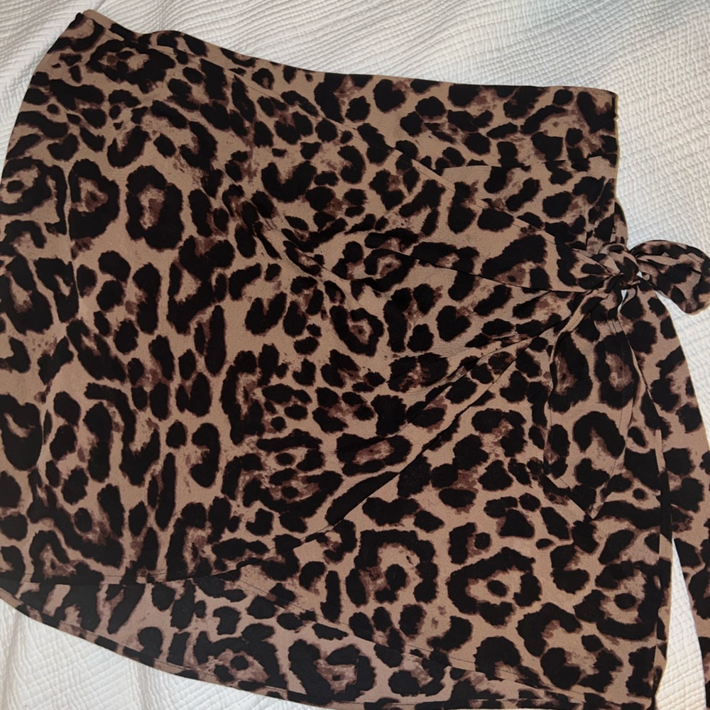 SHEIN Leopard Print Mini Skirt